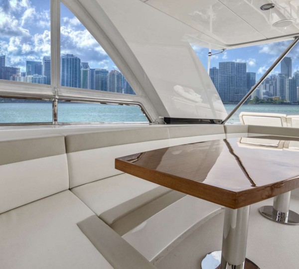 Beautiful 80’ Ocean Alexander Motor Yacht WINE DOWN sold — Yacht